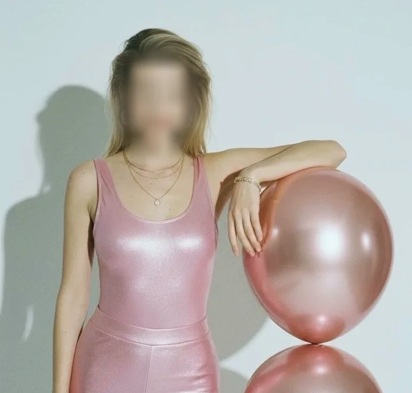 Jessica, 33