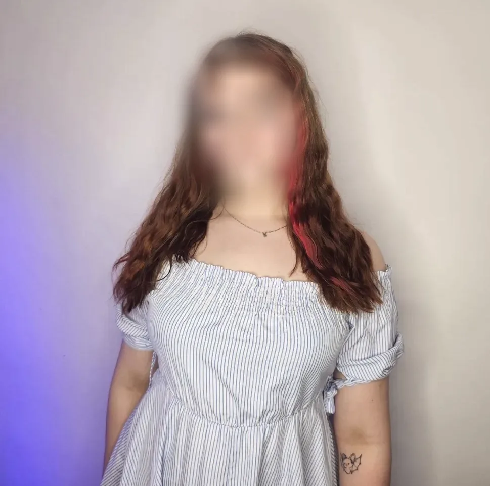 Natalie, 21