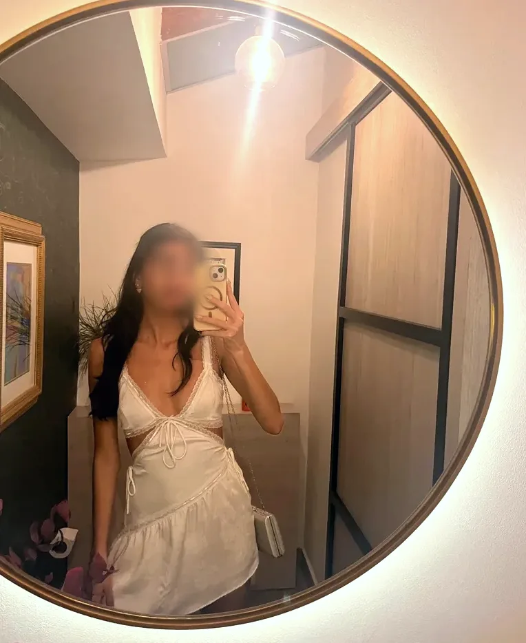 Saoirse, 20